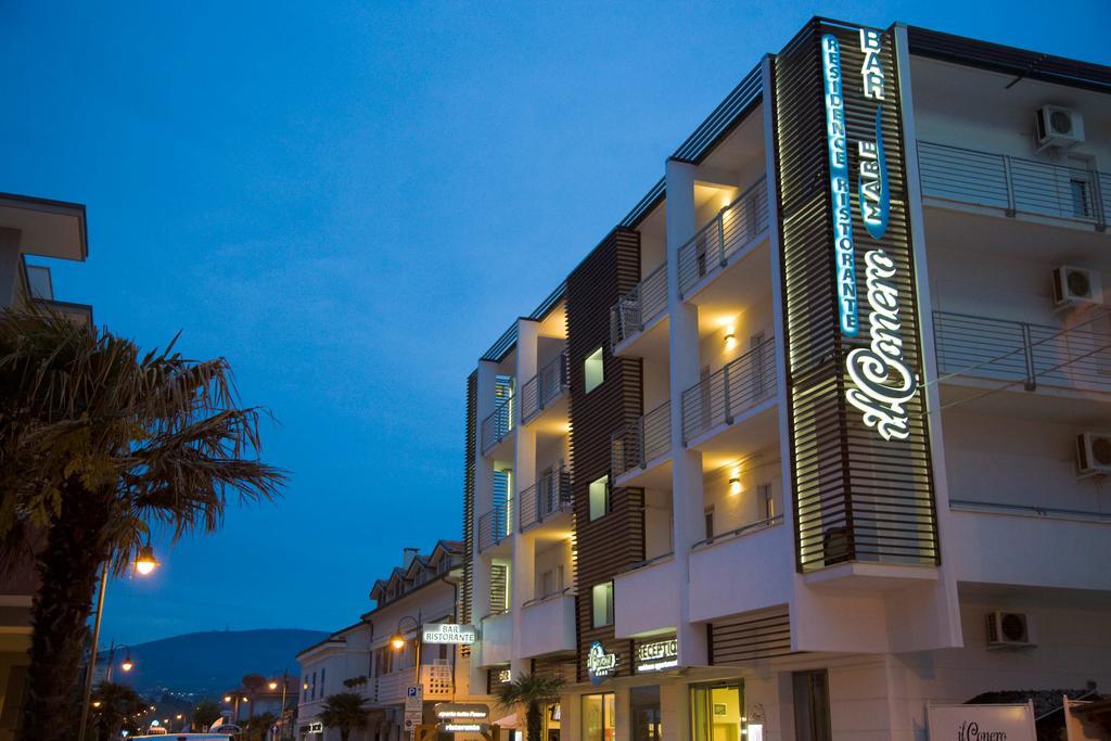 Aparthotel Il Conero Mare Numana Esterno foto