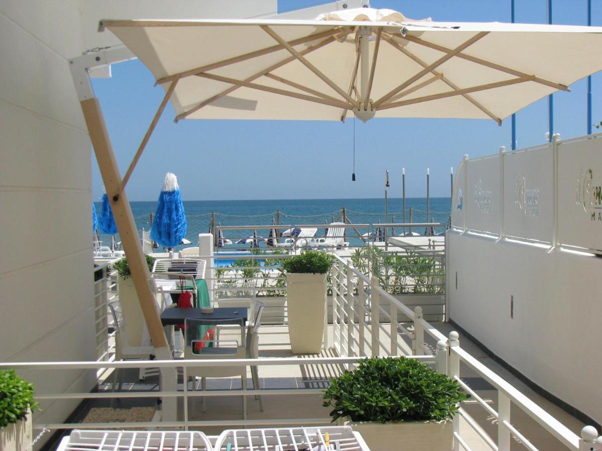Aparthotel Il Conero Mare Numana Camera foto